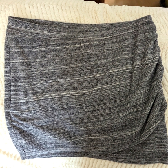 Grey Garage stretch skirt - Picture 1 of 3